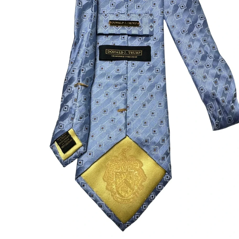 Donald Trump Men's Necktie‎ Silk Designer Light Blue Geometric Pattern